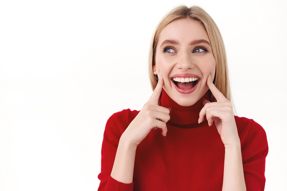 Struggling with Stained Teeth? Discover Teeth Whitening Solutions