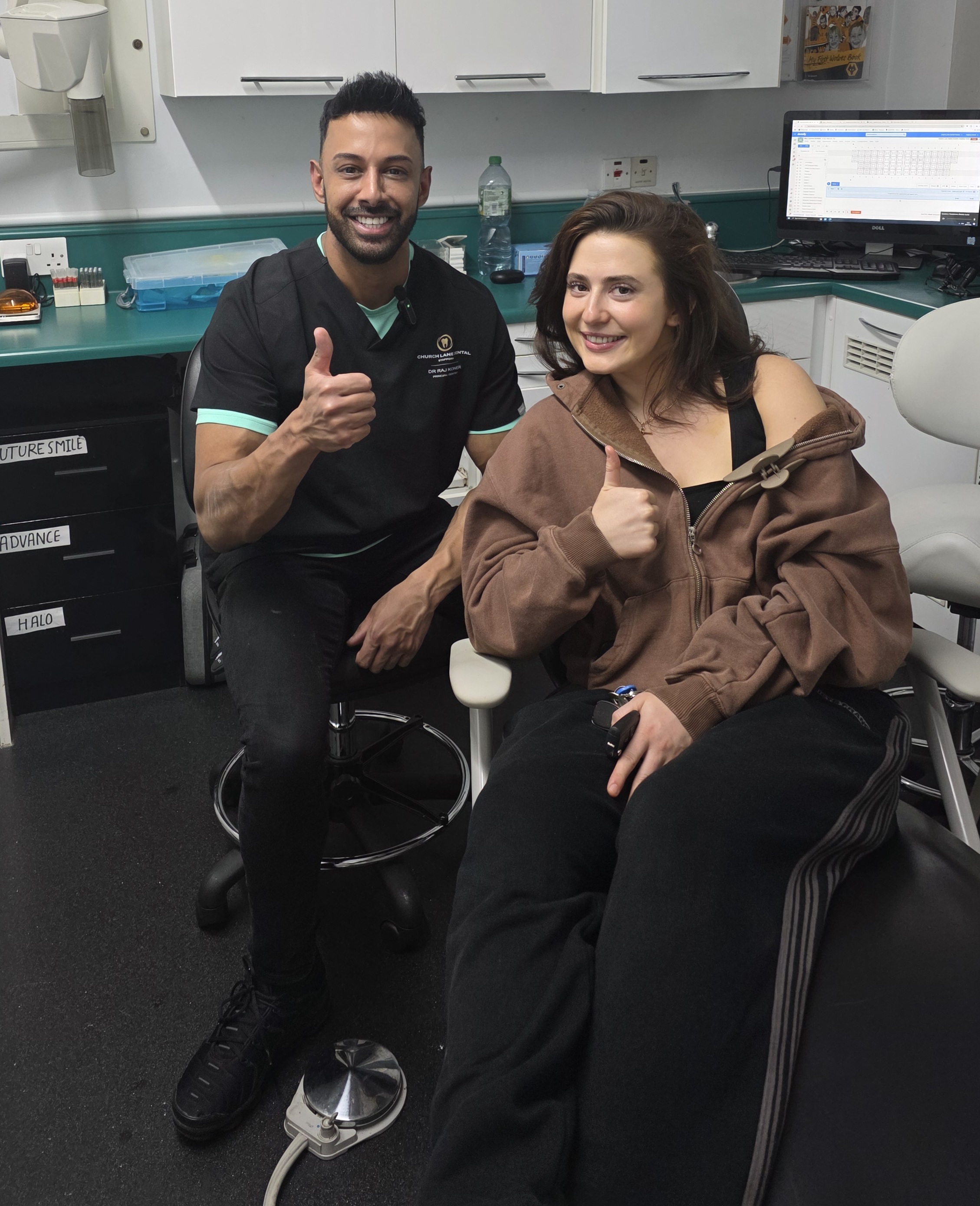 The Lifestyle Benefits of Invisalign: Eat, Smile, and Live Freely
